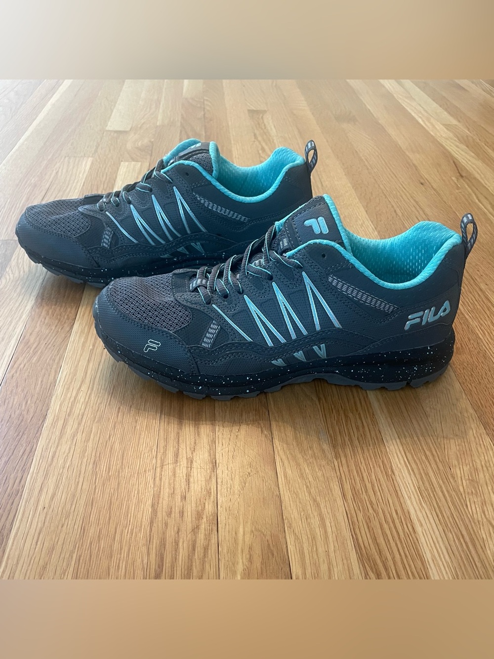 Fila Women's Firetrail Charcoal & Teal Trail Sneakers